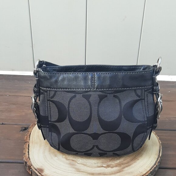 Fabulous Vintage Black Coach "Zoe" Signature Canvas/Leather Hobo Bag - Picture 4 of 11